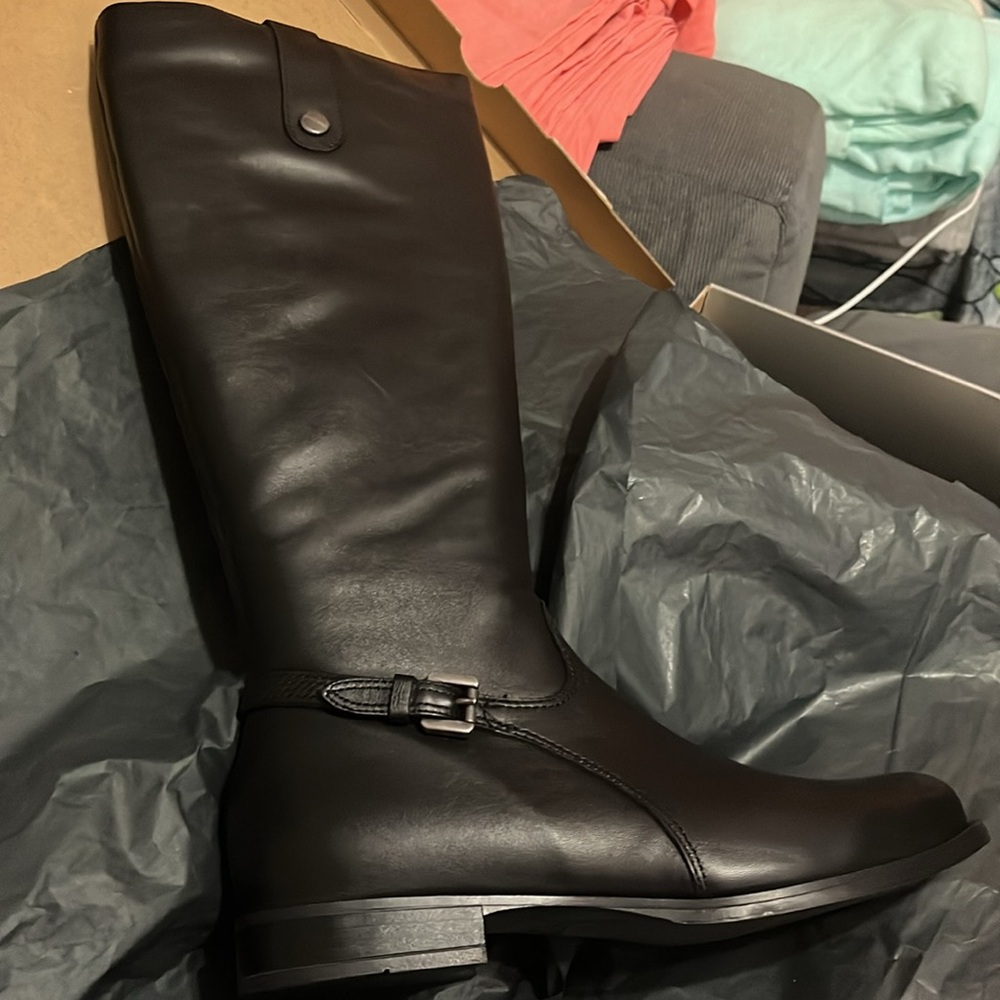 La Canadienne Boots